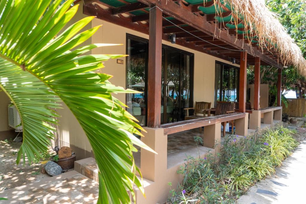Zahrada ubytování Lanta Riviera Beach Resort