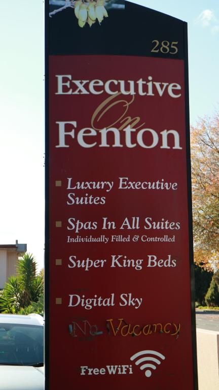 Executive On Fenton - Resim 4