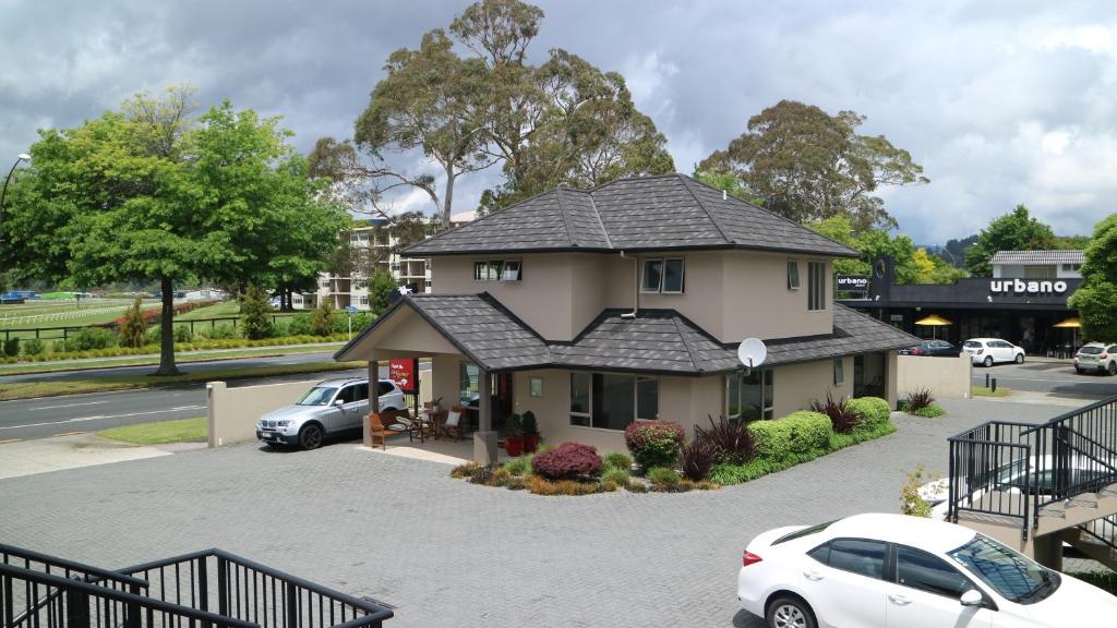 Executive On Fenton - Resim 14