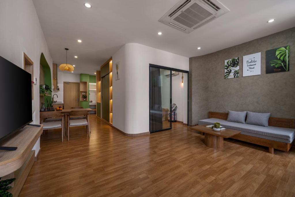 TV a/nebo společenská místnost v ubytování Q Apartment Da Nang