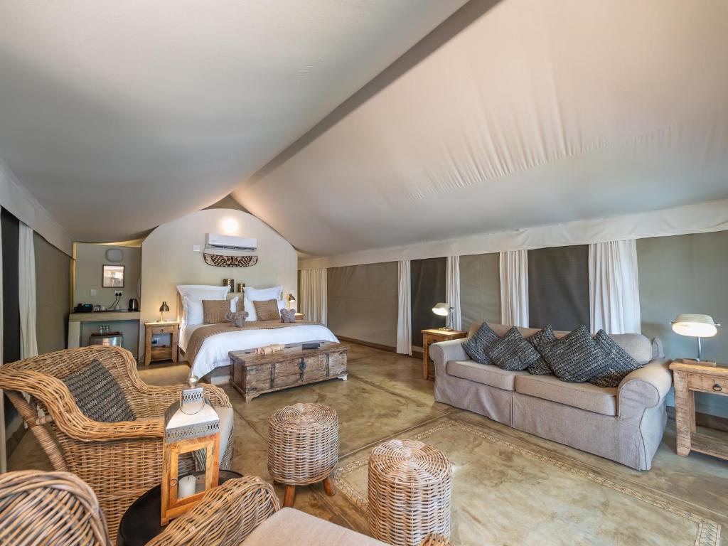 Posezení v ubytování Nyati Safari Lodge
