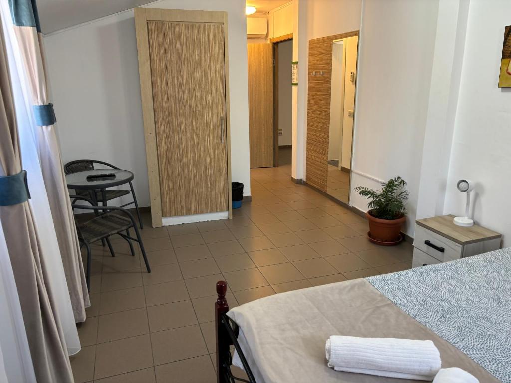 Piata Uniri Cozy Inn - Resim 11