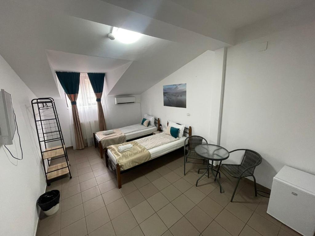 Piata Uniri Cozy Inn - Resim 6