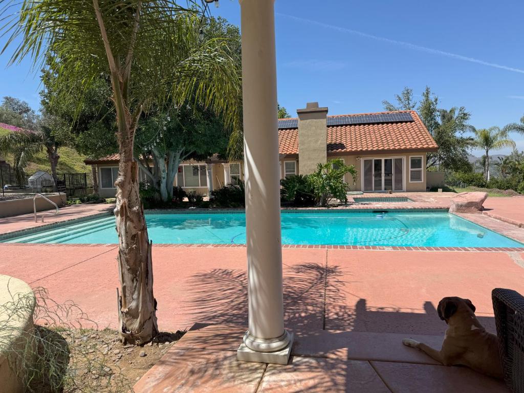 Picture of Riverside Views & Pool Retreat, Riverside (updated prices 2026)