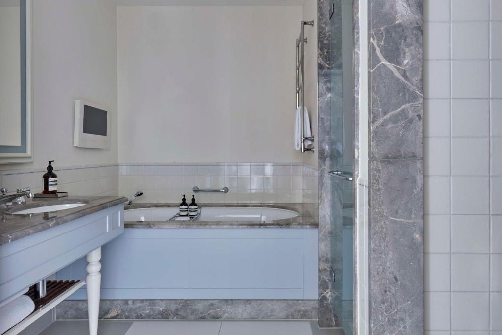 Waldorf Astoria Amsterdam - Resim 17