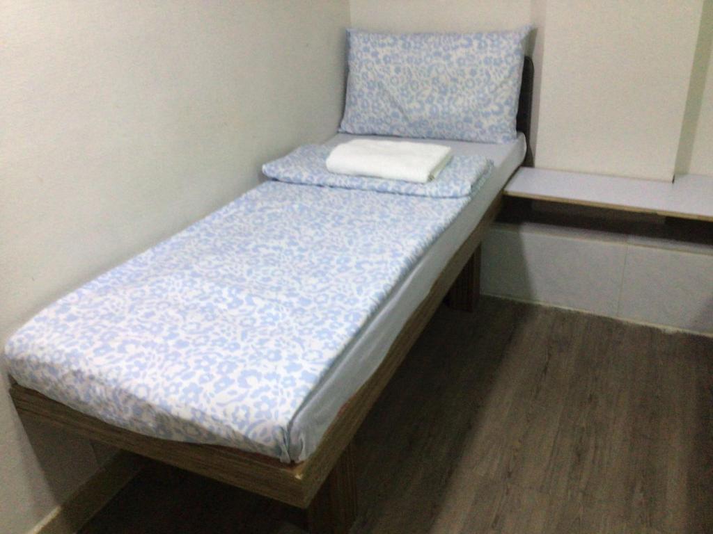 Postel nebo postele na pokoji v ubytování Ajit guest house