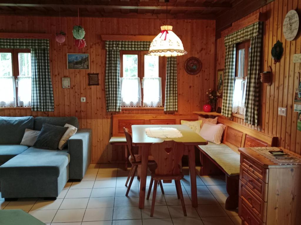 A seating area at Ferienhaus Kreiner