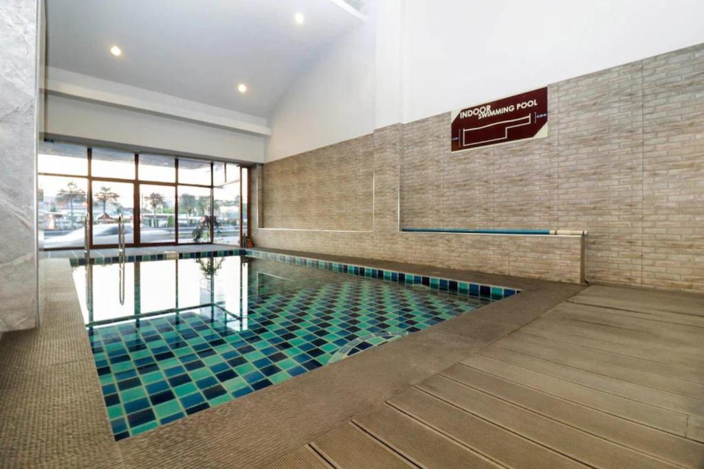 Dancenter JA Siam City - Resim 14