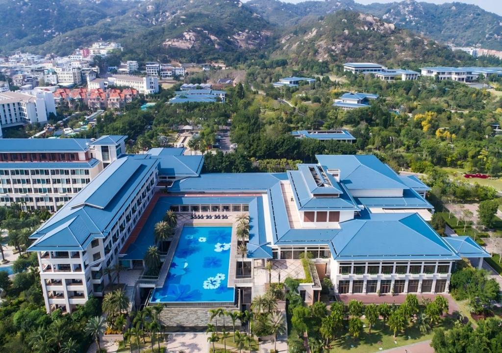 Bazén v ubytování Seaview Resort Xiamen nebo v jeho okolí