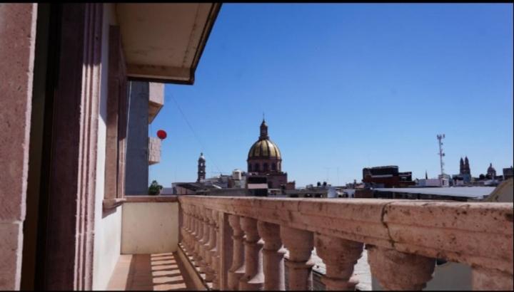 Rõdu või terrass majutusasutuses Departamento #4 La Piedad Michoacán