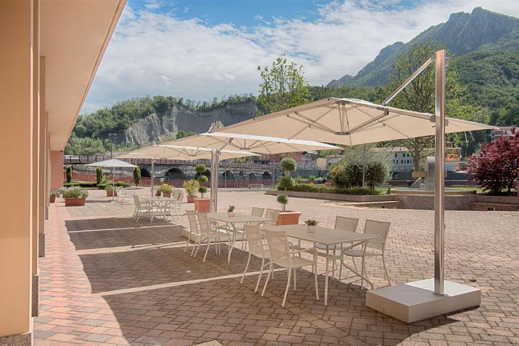 Nespecifikovaný výhled na hory nebo výhled na hory při pohledu z hotelu