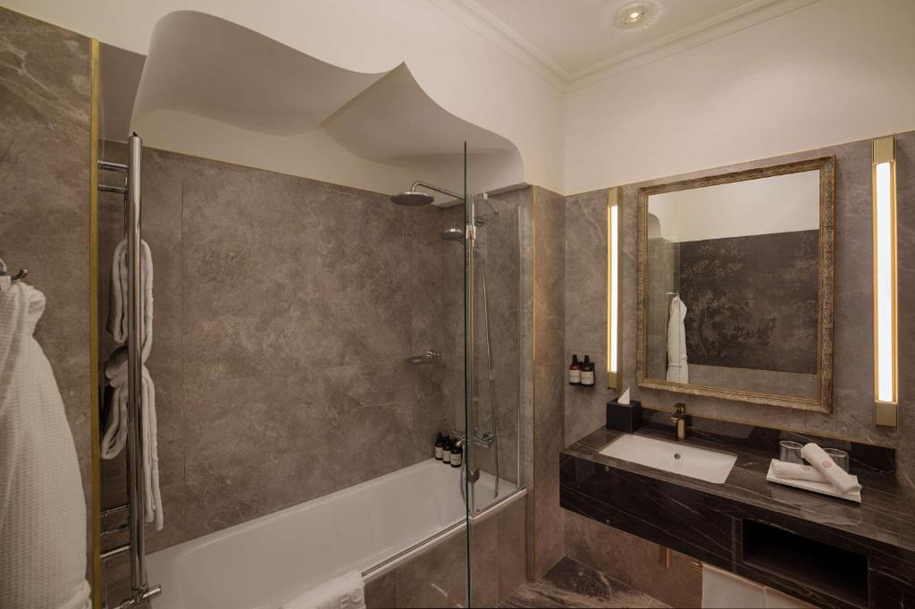 NH Collection Grand Hotel Palazzo Dei Dogi - Resim 28