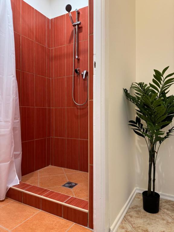 Koupelna v ubytování KatalinKert Apartman 2
