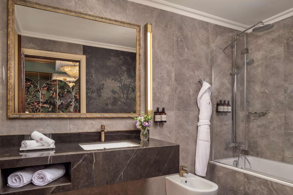 NH Collection Grand Hotel Palazzo Dei Dogi - Resim 32