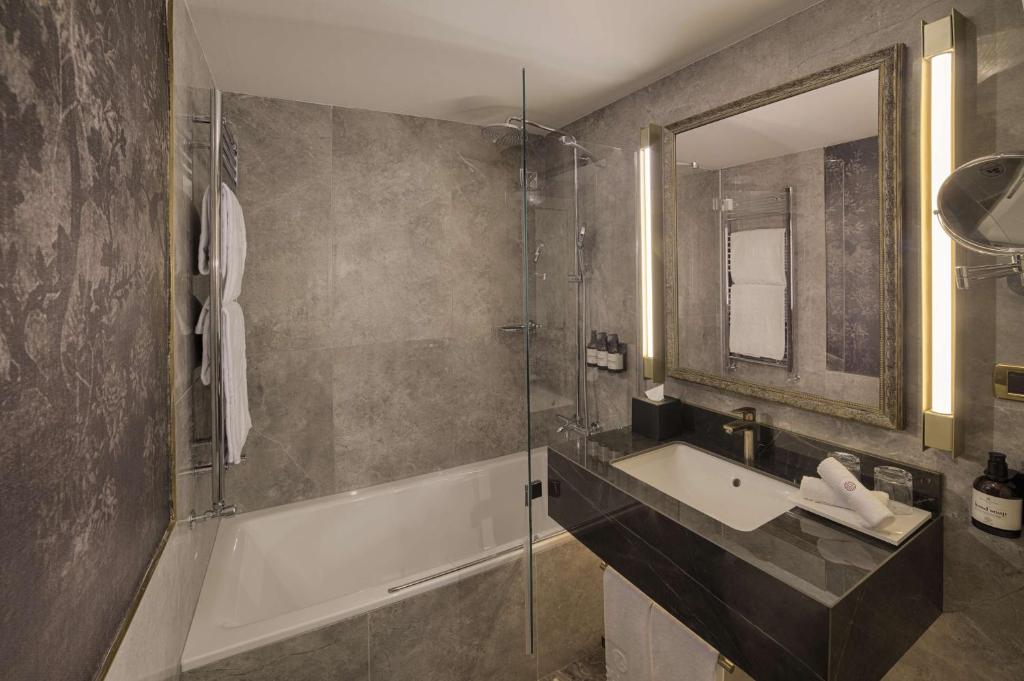 NH Collection Grand Hotel Palazzo Dei Dogi - Resim 37