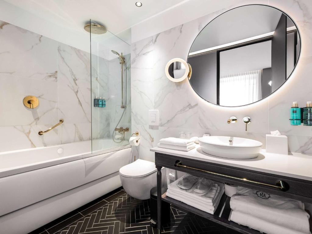 Vannituba majutusasutuses Movenpick Hotel Tallinn