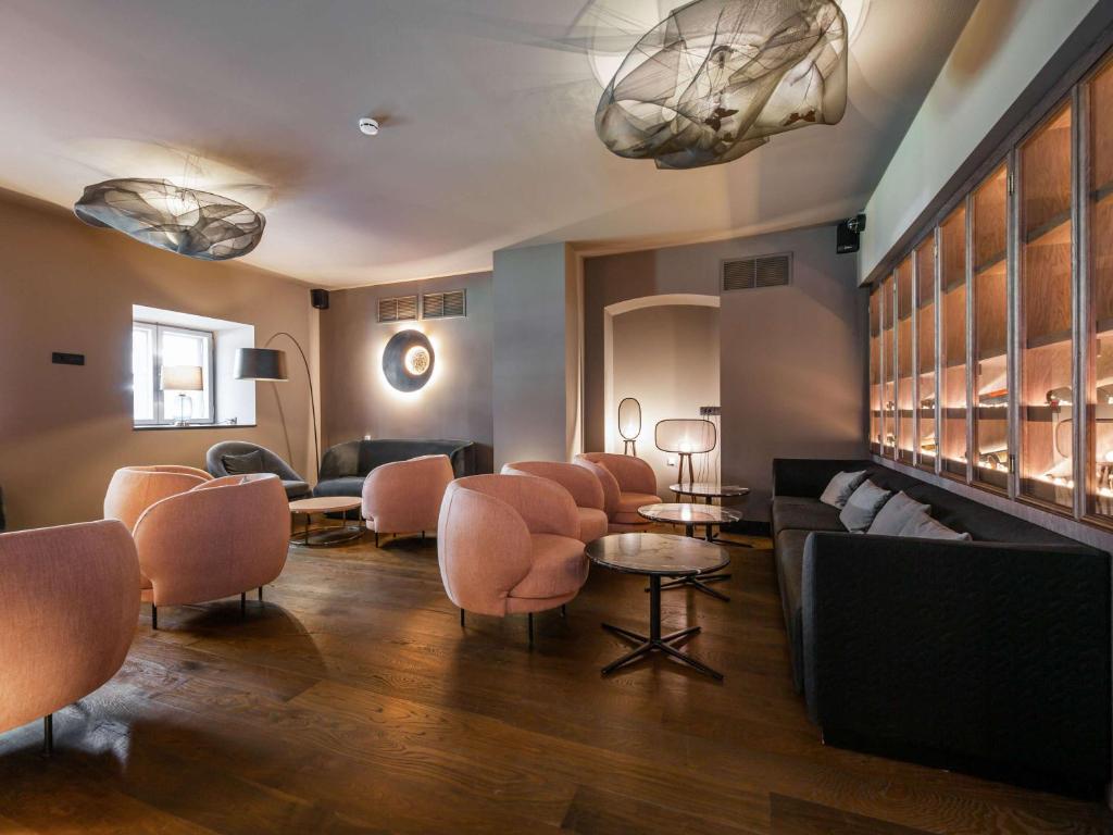 Istumisnurk majutusasutuses Movenpick Hotel Tallinn