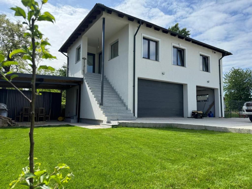 Gallery image of Furnicuta in Curtea de Argeş