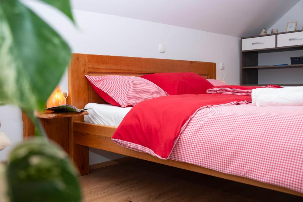 Postel nebo postele na pokoji v ubytování Apartma ''Pri Movernu''