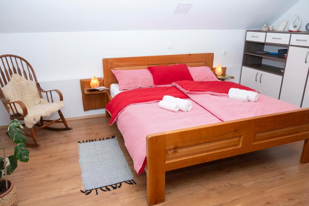 Postel nebo postele na pokoji v ubytování Apartma ''Pri Movernu''