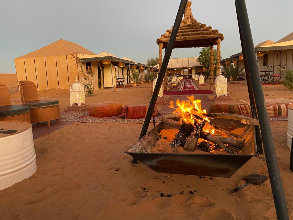 Gril dostupný pro hosty v luxury tent