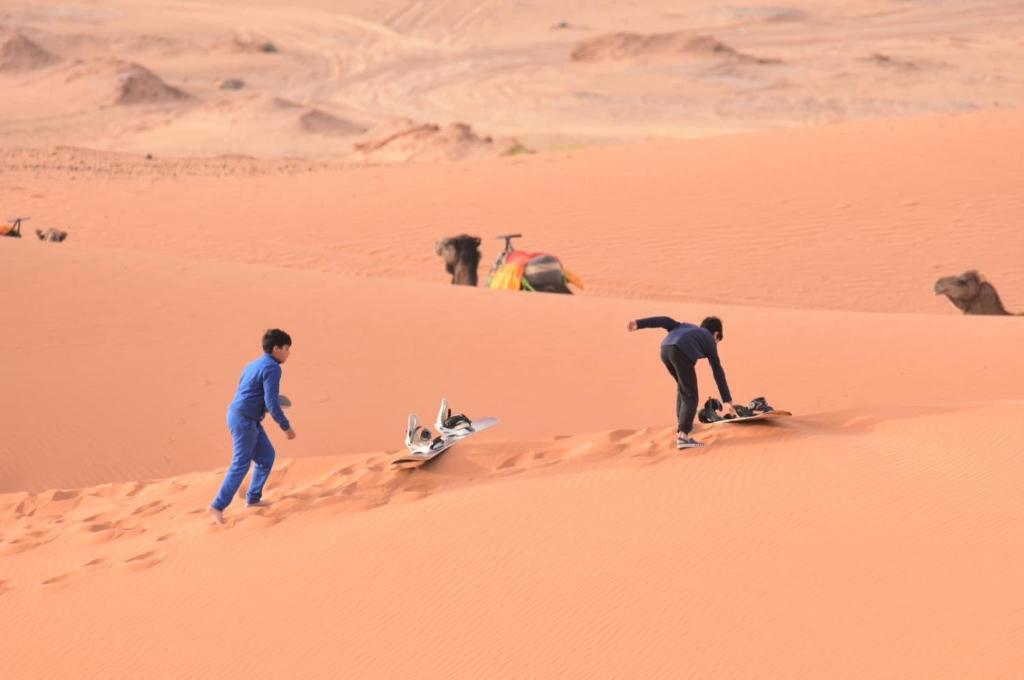 Hosté ubytování Merzouga Moonlight Desert Camp
