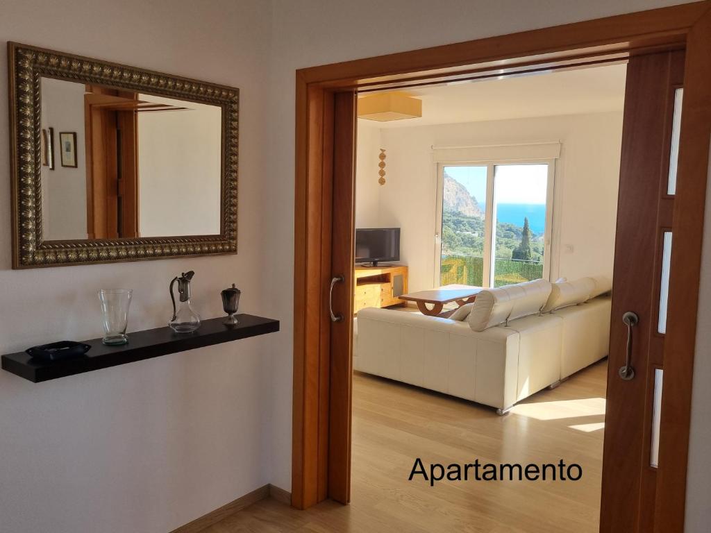 Postel nebo postele na pokoji v ubytování Hostal Sa Barraca - Adults Only