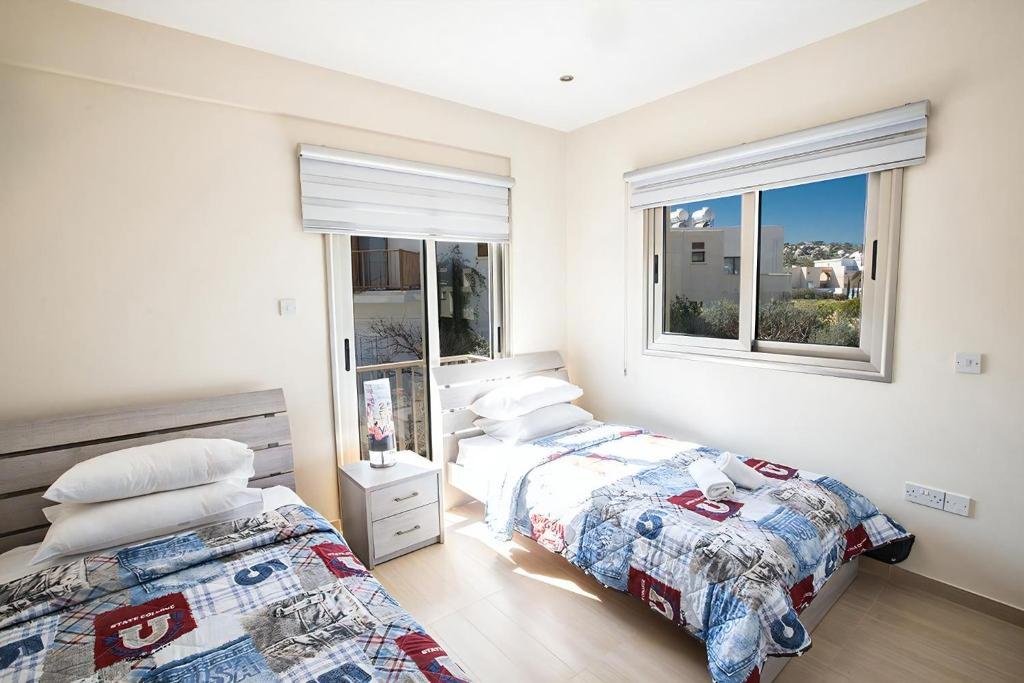 Villa Dafnis Platina - Lovely 4 Bedroom Protaras Villa With Private Pool - Close To The Beach