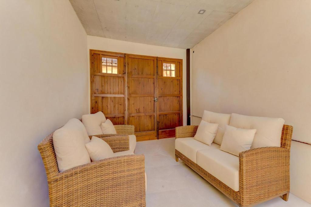 Posedenie v ubytovaní Charming Pollensa Villa Alicanti 4 Bedrooms Positioned In The Heart Of Old Town
