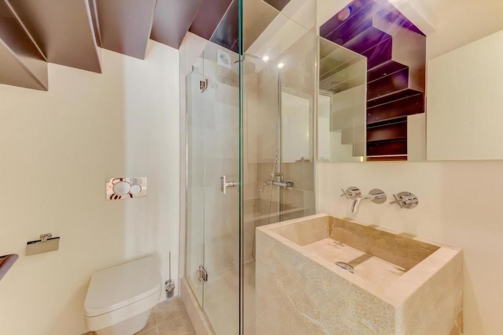 Kúpeľňa v ubytovaní Charming Pollensa Villa Alicanti 4 Bedrooms Positioned In The Heart Of Old Town