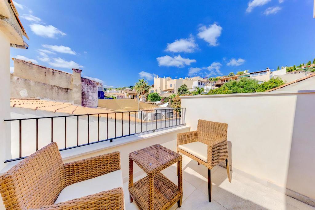 Balkón alebo terasa v ubytovaní Charming Pollensa Villa Alicanti 4 Bedrooms Positioned In The Heart Of Old Town