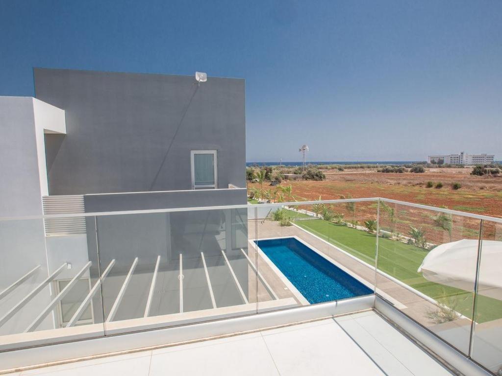 Villa Manta Agrotikos - Stunning 3 Bedroom Protaras Villa With Pool - Close To The Beach