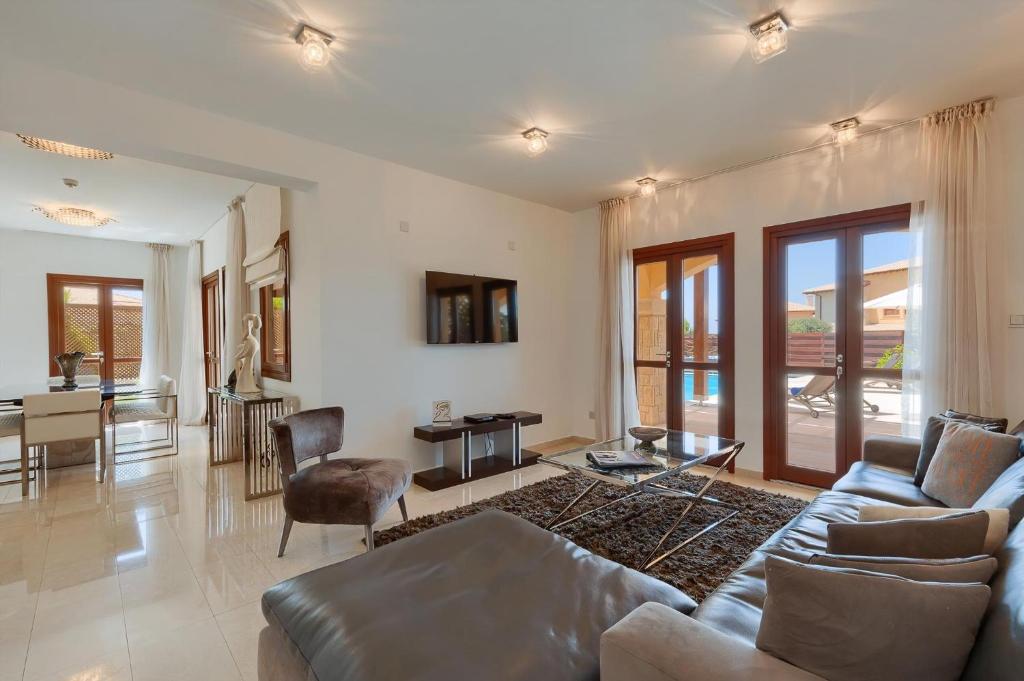 Aphrodite Hills Elite Villas Elite Junior Villa Aj06 Private Pool Hot Tub 2 Bedrooms Papho