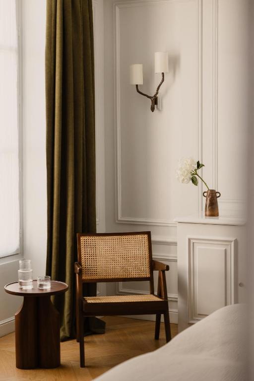 Hôtel Bourgogne & Montana - Resim 8