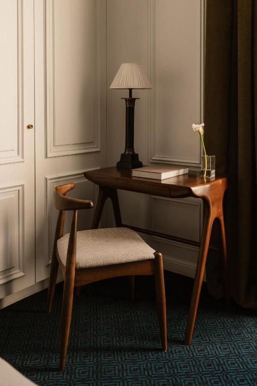 Hôtel Bourgogne & Montana - Resim 22