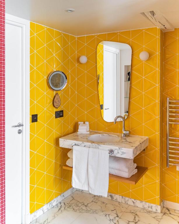 Koupelna v ubytování Hôtel Artus
