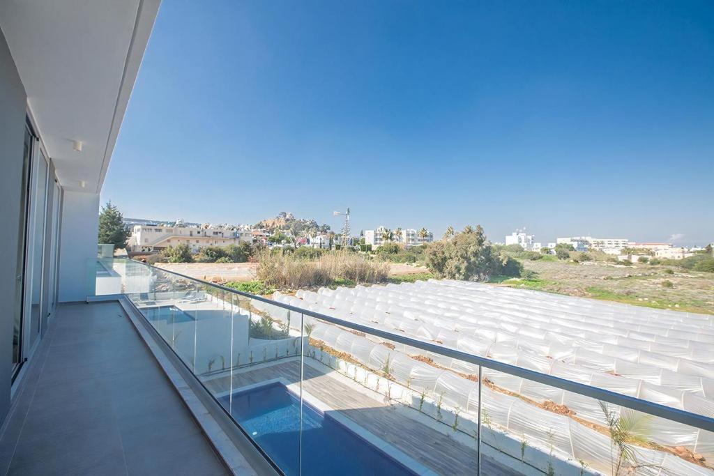 Villa Olive Titan, Brand New,Exquisite 5Bdr Protaras Villa With Pool,Close To The Beach