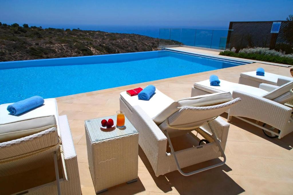 Aphrodite Hills Mythos Collection Villa Poseidon Private Pool Sea View 4 Bedrooms Paphos