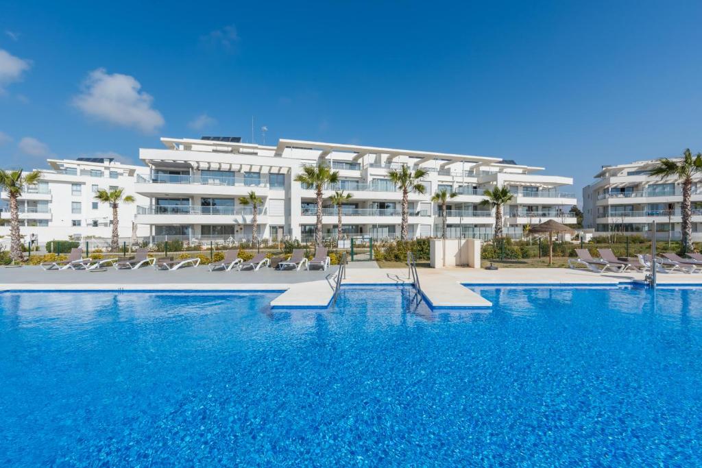 Πισίνα στο ή κοντά στο Aralia - 3-Bedroom Coastal Luxury Apartment in Mijas