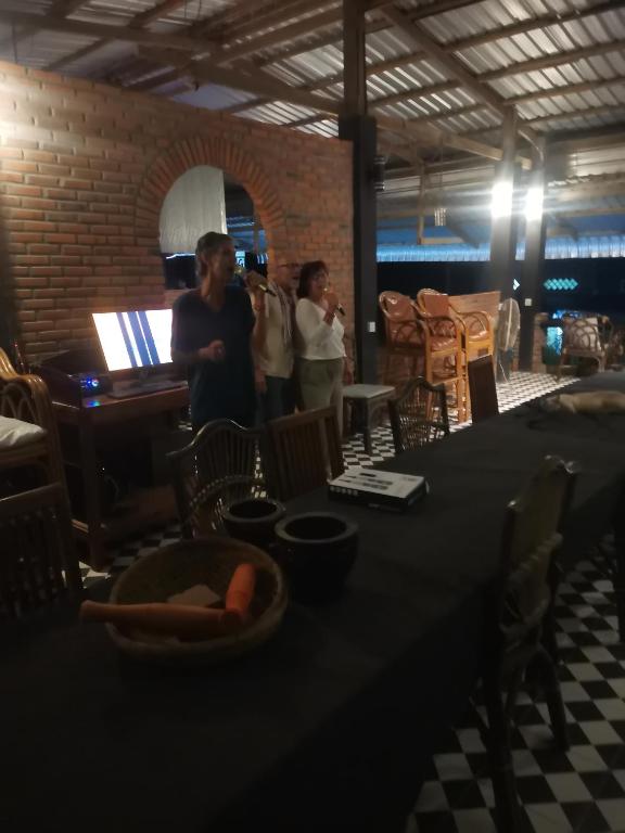 Hosté ubytování Bar Ang Guesthouse