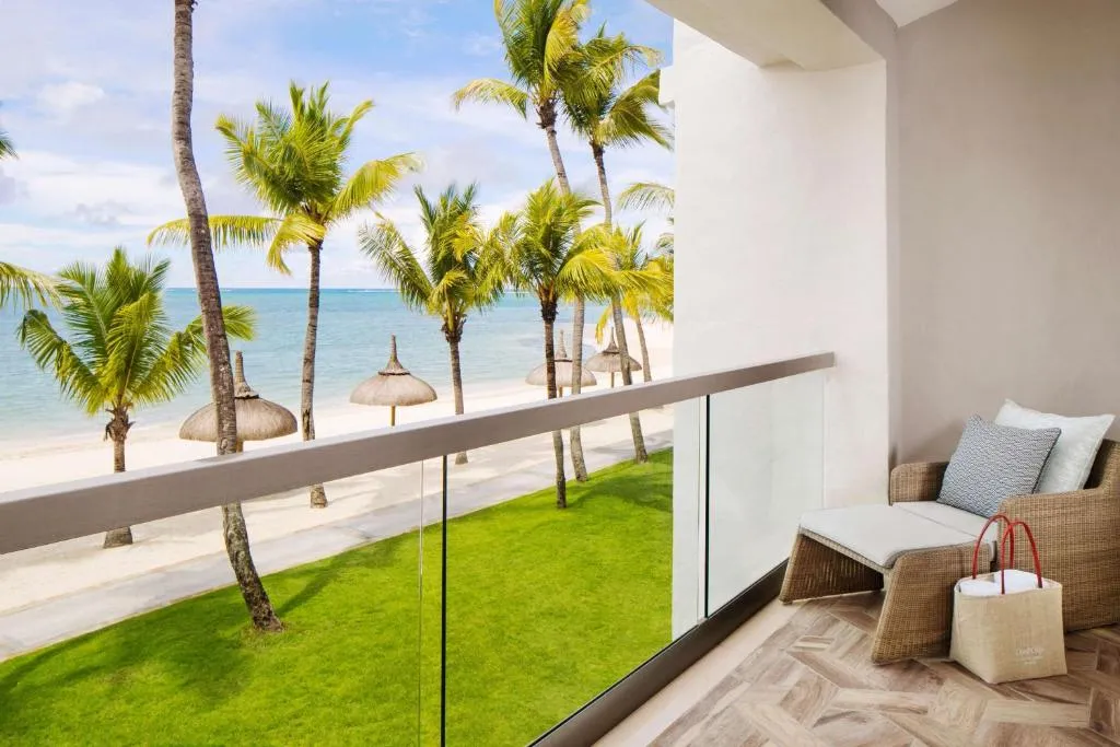 Beach Front Balcony Suite
