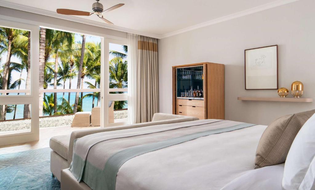 Postel nebo postele na pokoji v ubytování One&Only Le Saint Géran, Mauritius