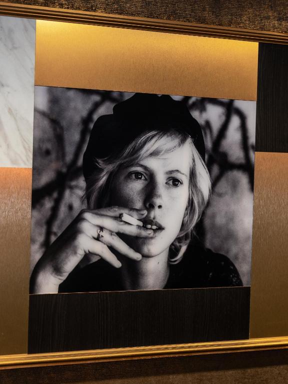 Niepce Paris, Curio Collection By Hilton - Resim 34