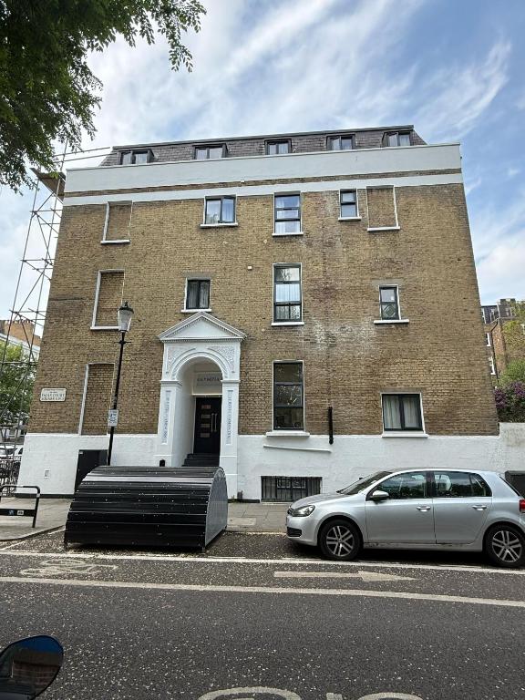 Olympia Inn Hotel - Resim 2