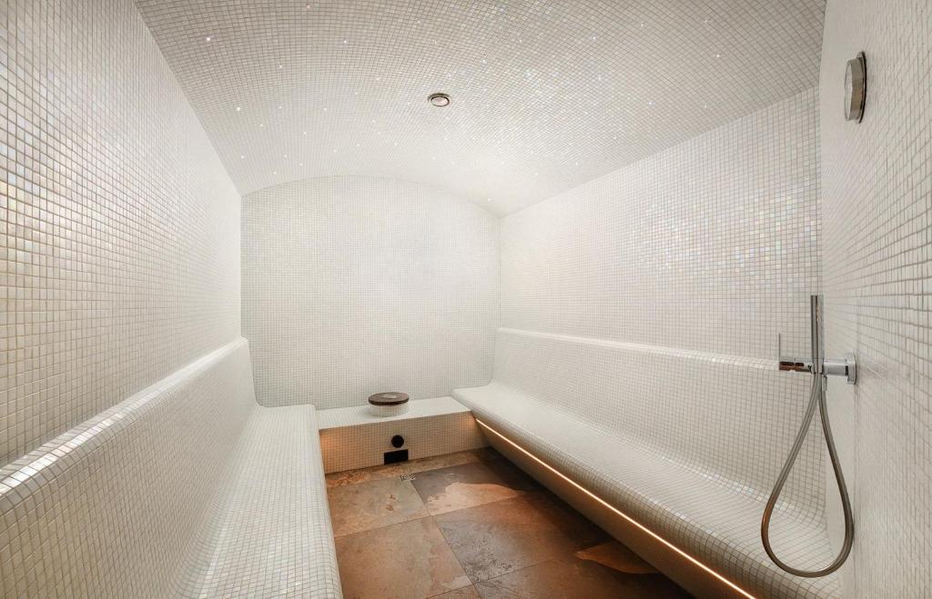 Koupelna v ubytování Hotel ELEMENTS Tatranska Lomnica