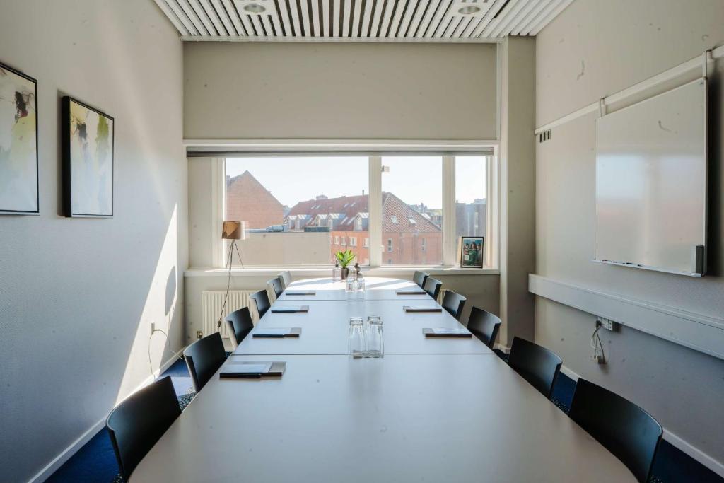 Radisson Blu Scandinavia Hotel Aarhus - Resim 42