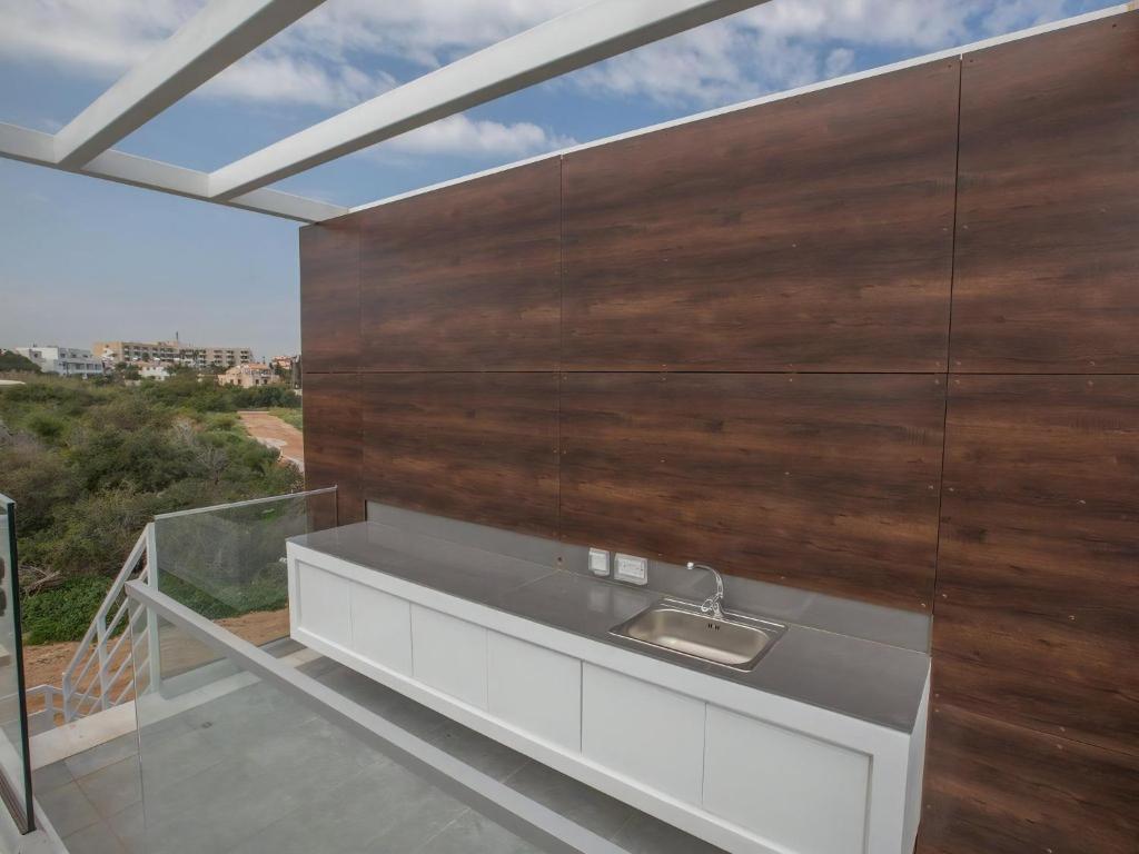 Villa Olive Bronze, Luxurious 2Bdr With Pool, Close To Protaras Strip And Beach