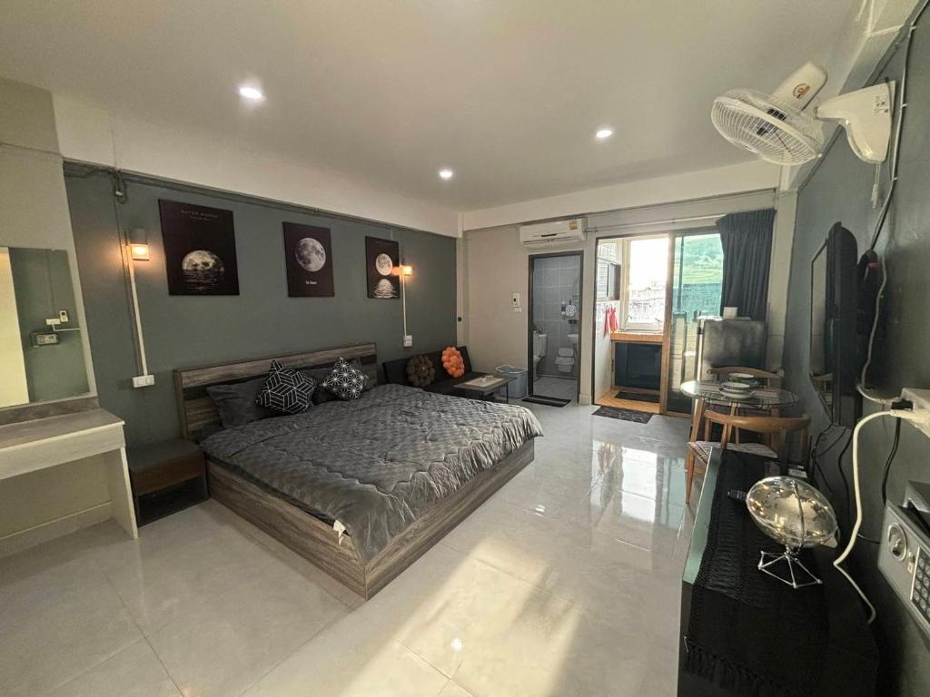 Ένα ή περισσότερα κρεβάτια σε δωμάτιο στο Monkey apartment 6