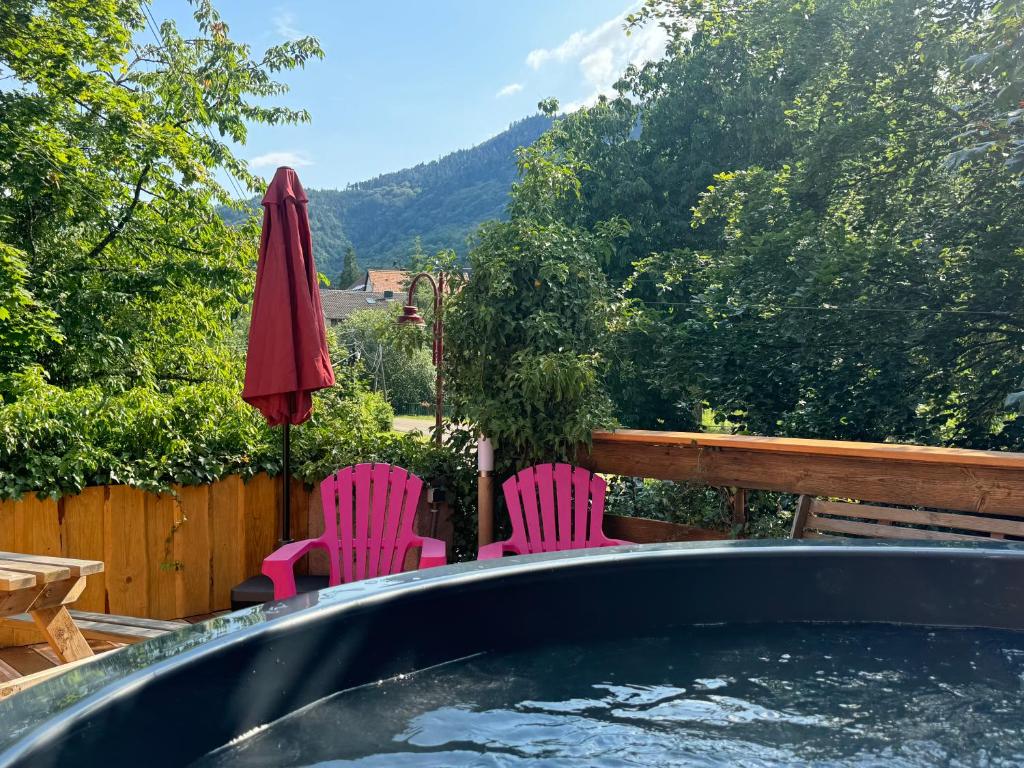 Gîte au Manoir des Sens avec bain nordique jacuzzi sur terrasse privée – photo 9
