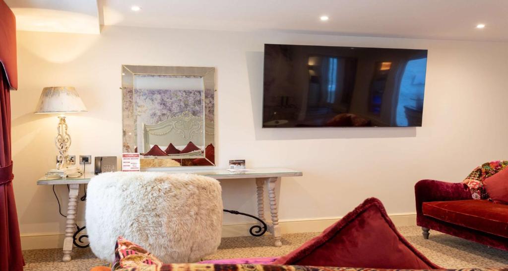 TV a/nebo společenská místnost v ubytování Best Western Premier Doncaster Mount Pleasant Hotel